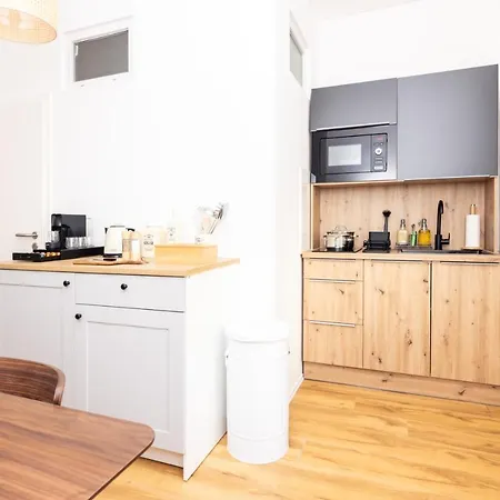 Design-apartment - Kueche, Nespresso, Parken - By Lott Living * Дуйсбург